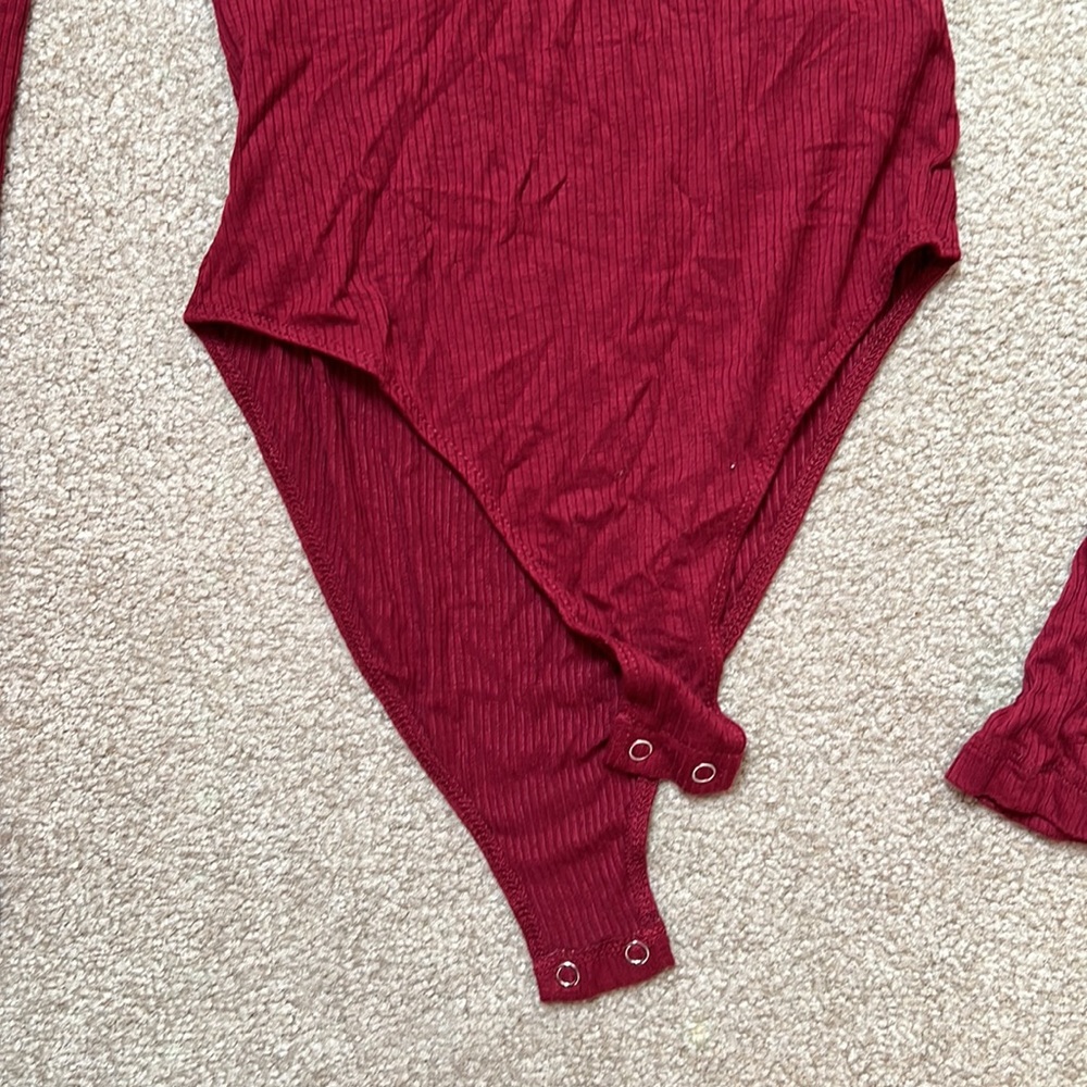 Forever 21 Dark Red Ribbed High Neck Long Sleeve Bodysuit Sexy - Picture 3 of 5